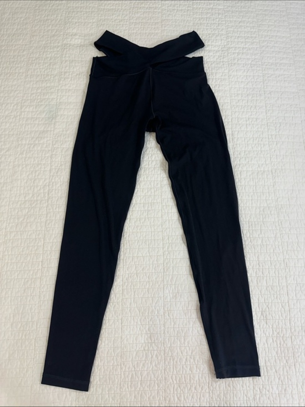 OFFLINE Aerie Small Cross Over Cut Out Waist Black Legging Strappy Waist Yoga - Picture 2 of 5